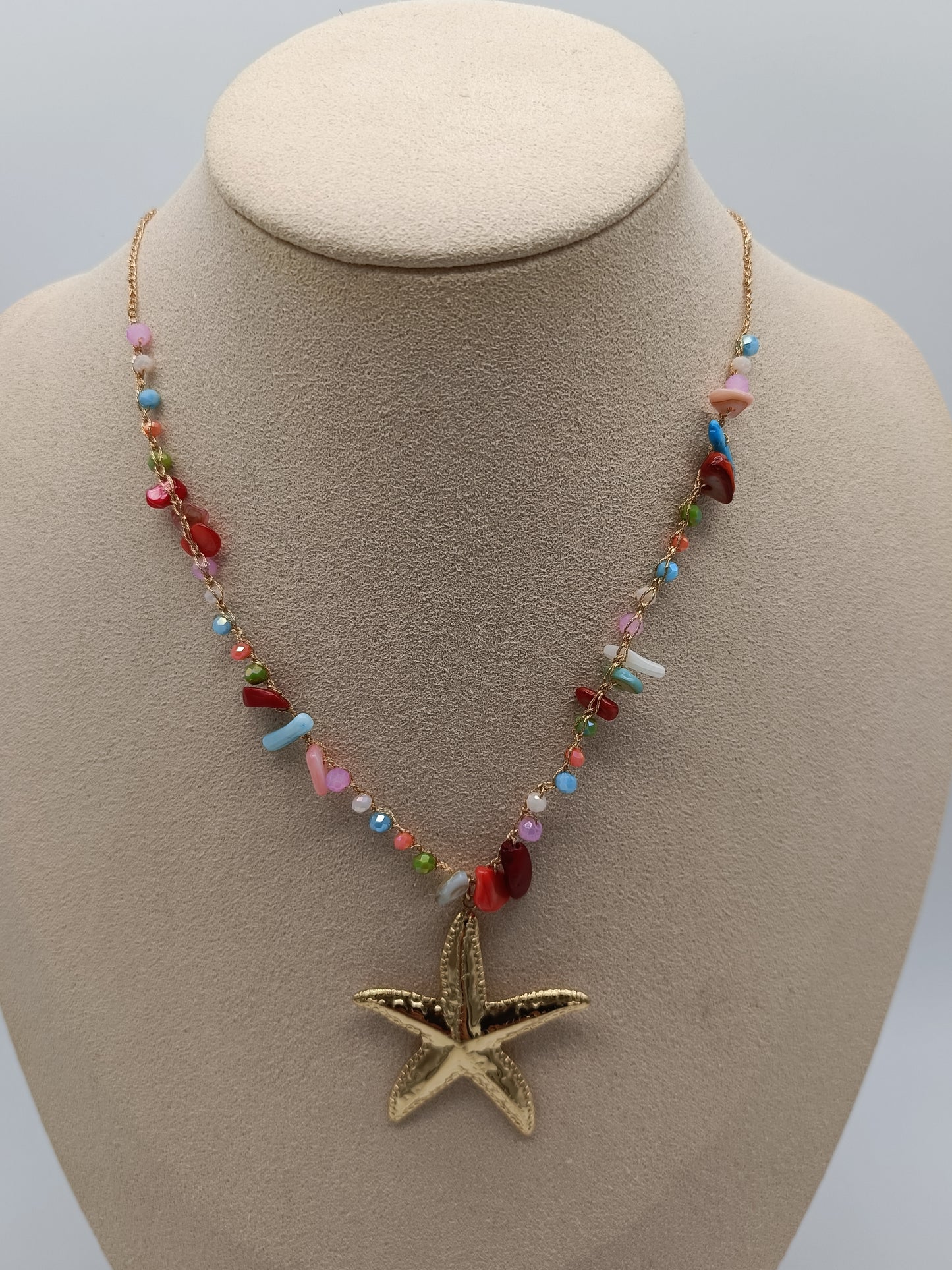 Collar Estela